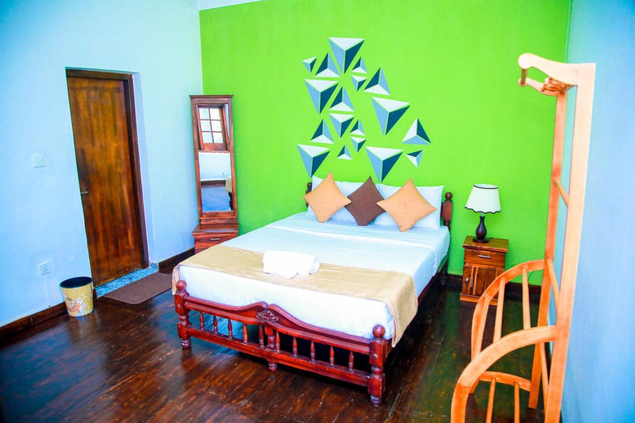 Notre Dame D'Arcadia Hotel Nuwara Eliya Ngoại thất bức ảnh
