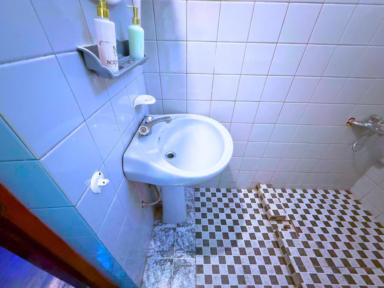 Notre Dame D'Arcadia Hotel Nuwara Eliya Phòng bức ảnh